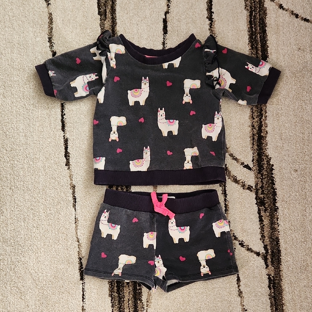 Crown & Ivy Kids Llama Print Ruffle Top & Shorts Set - Girls Size 2T